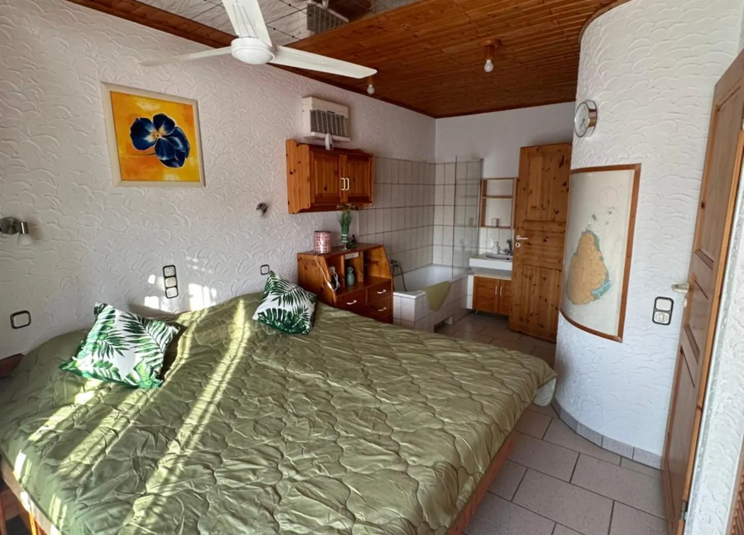 Casa Con Increibles Vistas A Canal Y Amarre 艾姆布里亚布拉瓦 0*,  西班牙